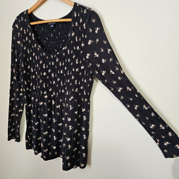 NWOT AMERICAN EAGLE OUTFITTERS DITSY FLORAL SCOOP NECK SMOCKED LONGSLEEVES TOP L - Picture 1 of 14